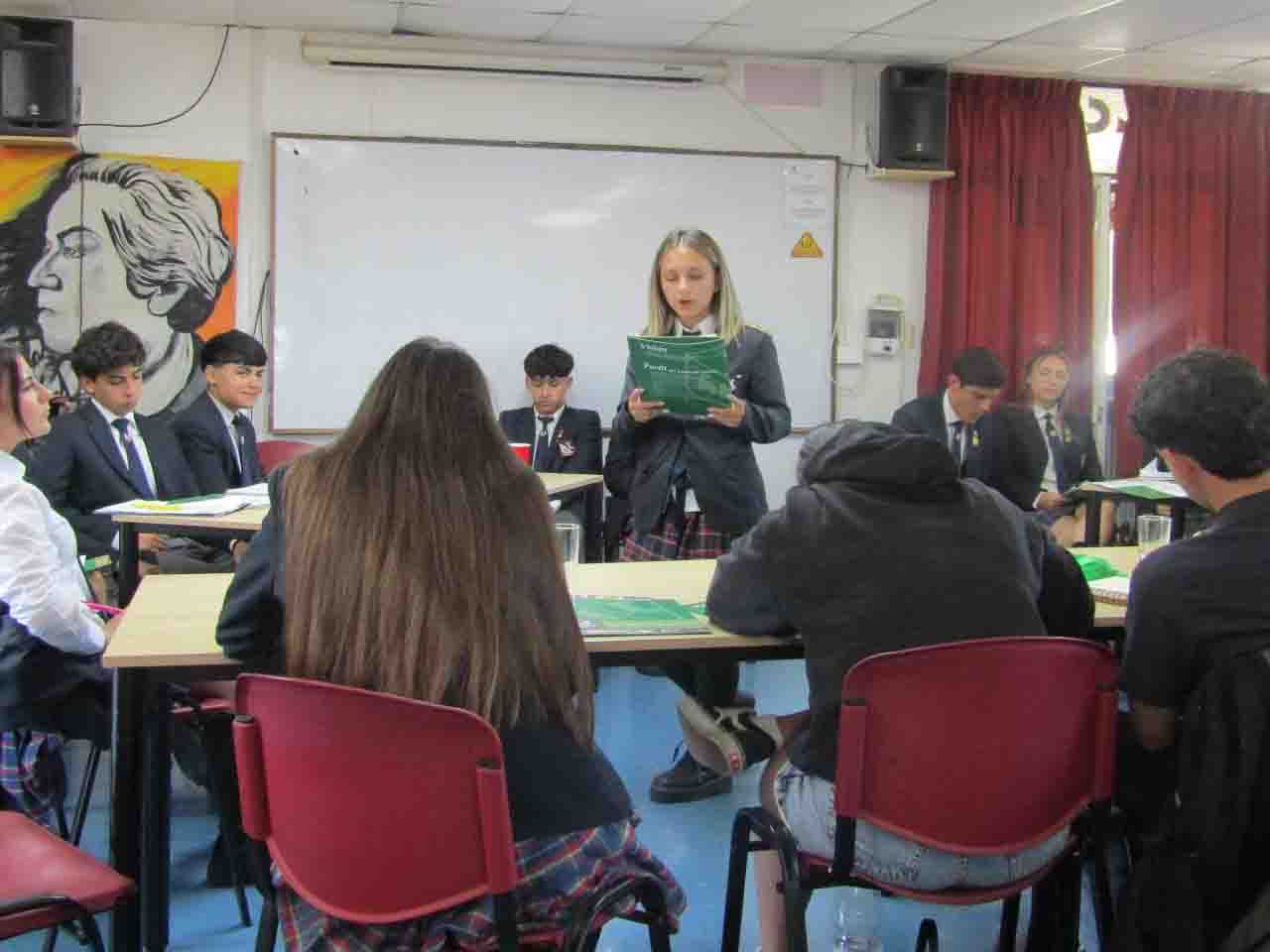 EL ELECTIVO DE DEBATE CERRÓ 2025 CON UNA MARATÓNICA JORNADA DE DISCUSIONES